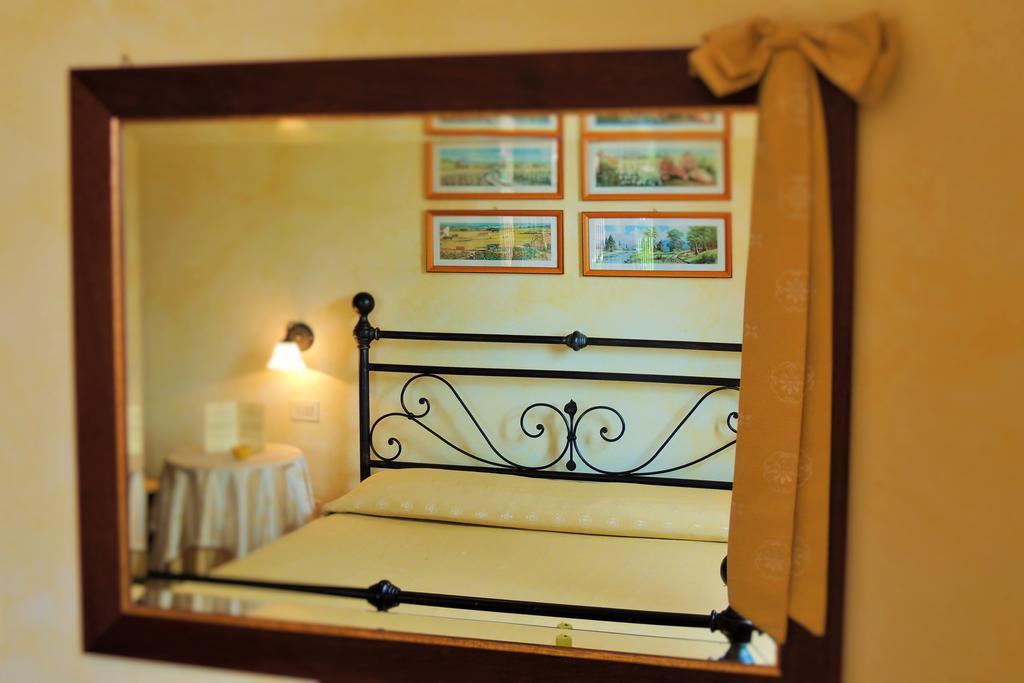 Agriturismo Il Cavallino Saturnia Semproniano Buitenkant foto