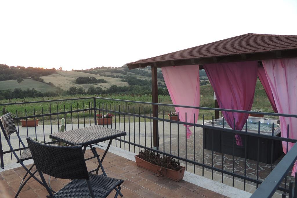 Agriturismo Il Cavallino Saturnia Semproniano Buitenkant foto